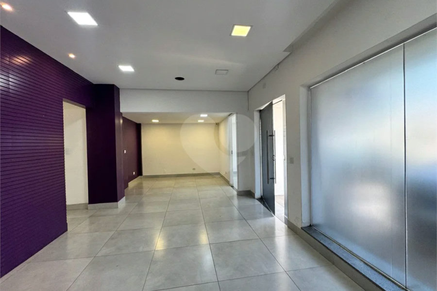 Imóvel Comercial para Venda e Locação no bairro Alto.