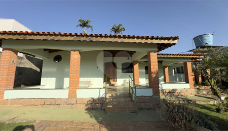 Casa à venda ou para alugar com 2 quartos, sendo 1 suíte,  no condomínio Acmti - Colinas do Mosteiro, Terras de Itaici e Recanto dos Pássaros, Indaiatuba - SP