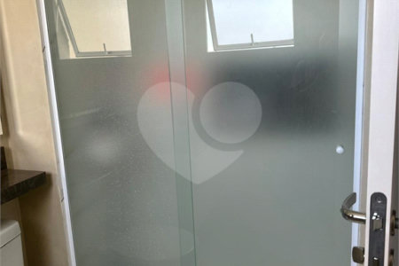 Apartamento à venda com 3 quartos, sendo 1 suíte,  em Vila Suissa, Mogi das Cruzes, SP