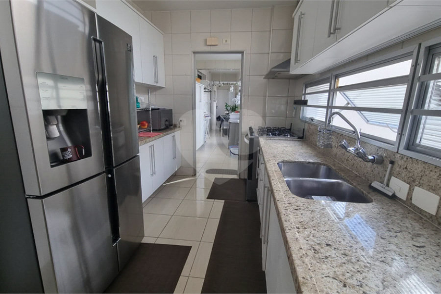 Apartamento à venda com 3 quartos, sendo 1 suíte, em Bela Vista, São Paulo, SP