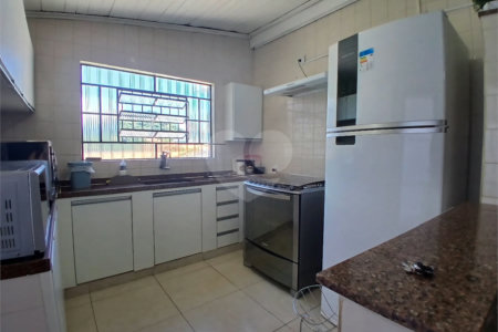 Casa à venda com 3 quartos, sendo 1 suíte,  em Recreio Maristela, Atibaia, SP