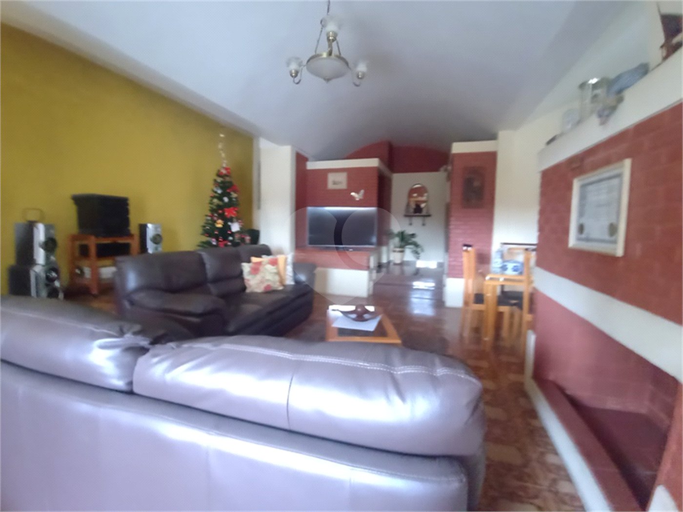 Casa à venda com 4 quartos, sendo 1 suíte, em Tucuruvi, São Paulo, SP
