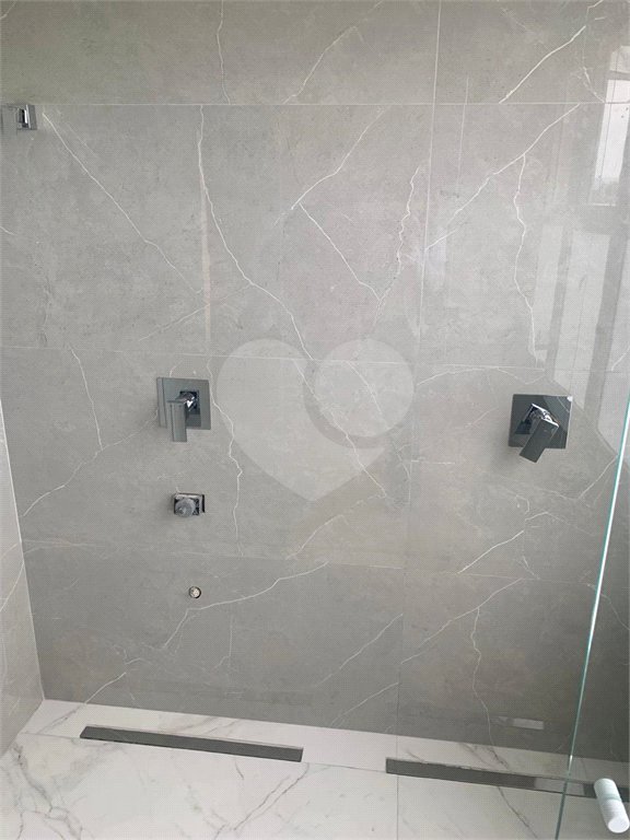 Casa à venda com 3 suítes no condomínio Quadra Real, Atibaia - SP