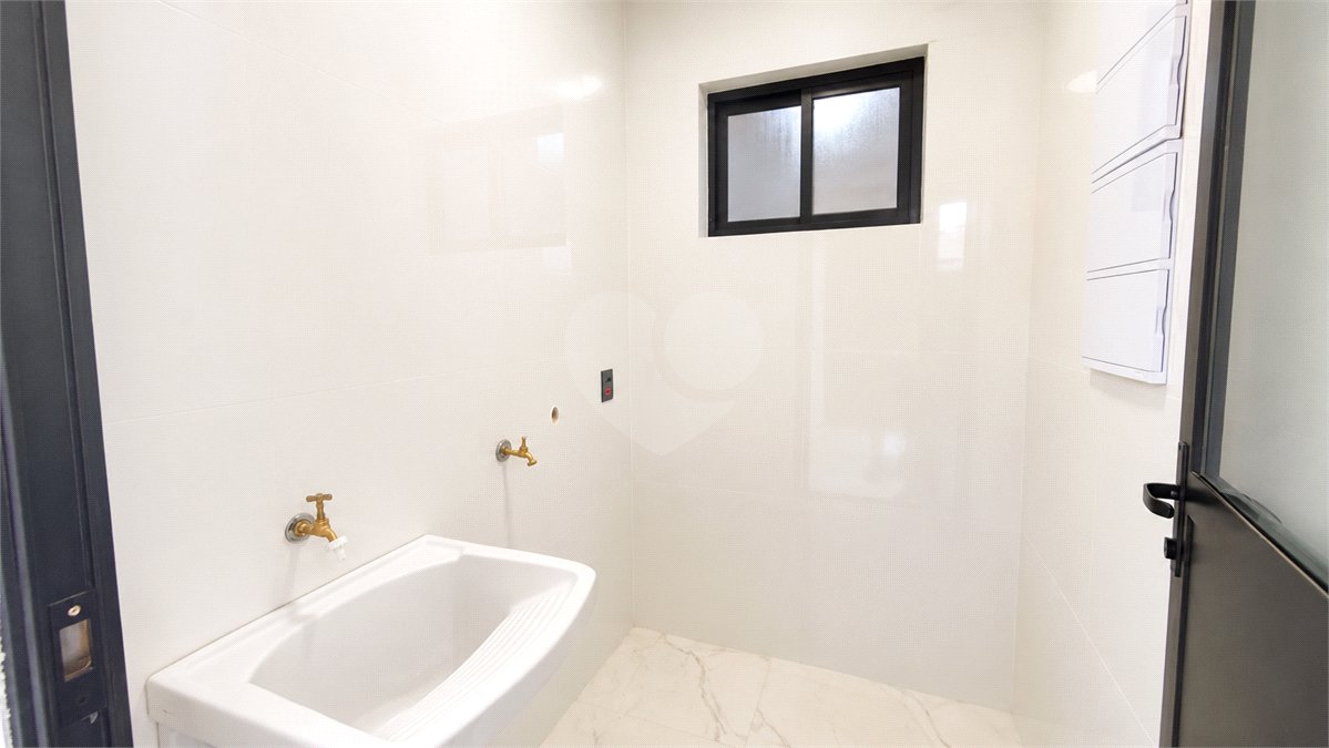 Casa à venda com 3 quartos, sendo 1 suíte, no condomínio Jardim Residencial Villagio Ipanema I, Sorocaba - SP