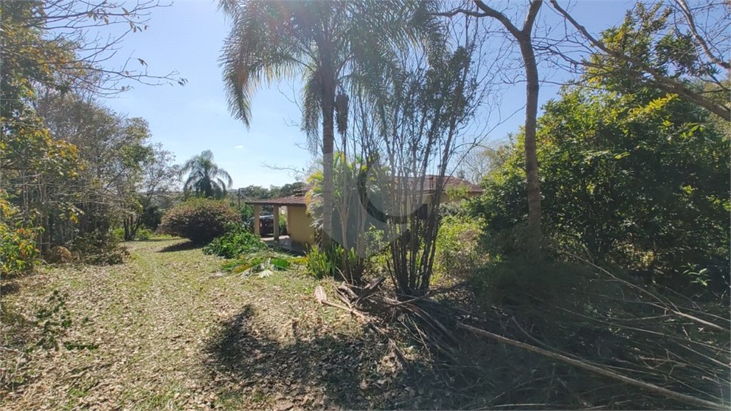 Sítio à venda com 3 quartos, sendo 1 suíte,  em Da Barra, Salto de Pirapora, SP
