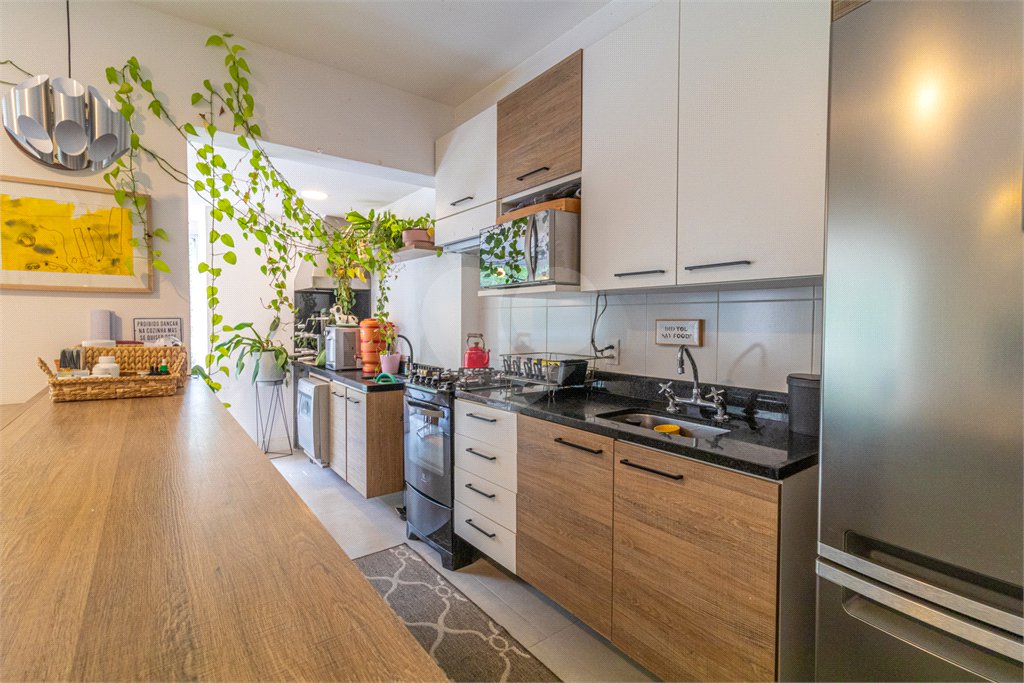Apartamento à venda com 3 quartos, sendo 1 suíte,  em Morumbi, São Paulo, SP