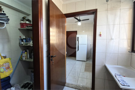 Apartamento à venda com 3 quartos, sendo 1 suíte, em Vila Seixas, Ribeirão Preto, SP