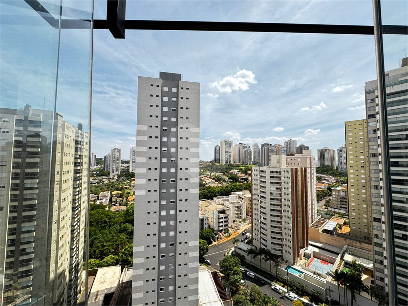 Apartamento à venda com 3 suítes em Bosque das Juritis, Ribeirão Preto, SP