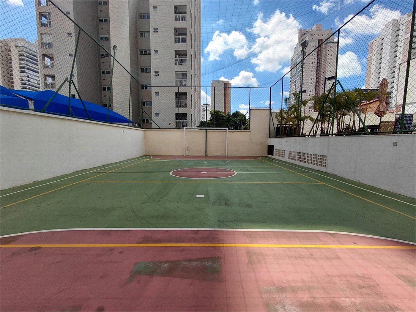 Apartamento à venda com 3 suítes em Vila Romana, São Paulo, SP