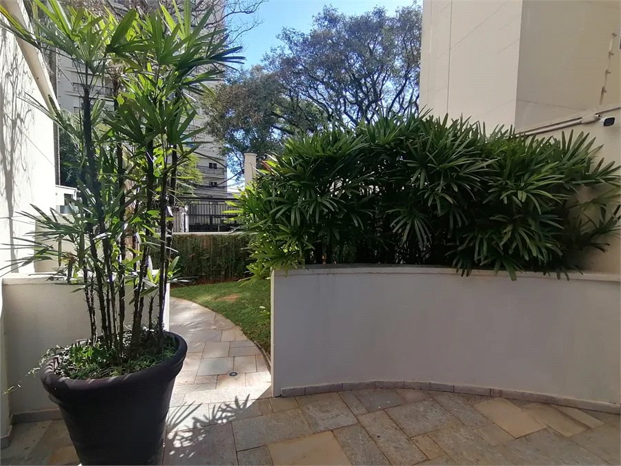 Apartamento à venda com 3 suítes em Vila Ipojuca, São Paulo, SP