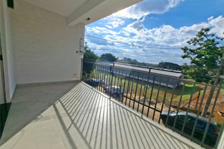 Sobrado à venda com 5 quartos em Jardim Bela Vista, Itapetininga, SP
