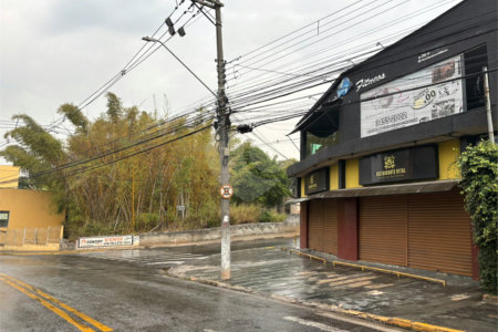 Salão para alugar em Vila Monteiro, Poá, SP