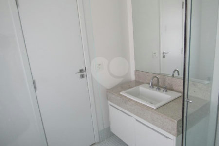Apartamento à venda com 2 suítes em Vila Progredior, São Paulo, SP