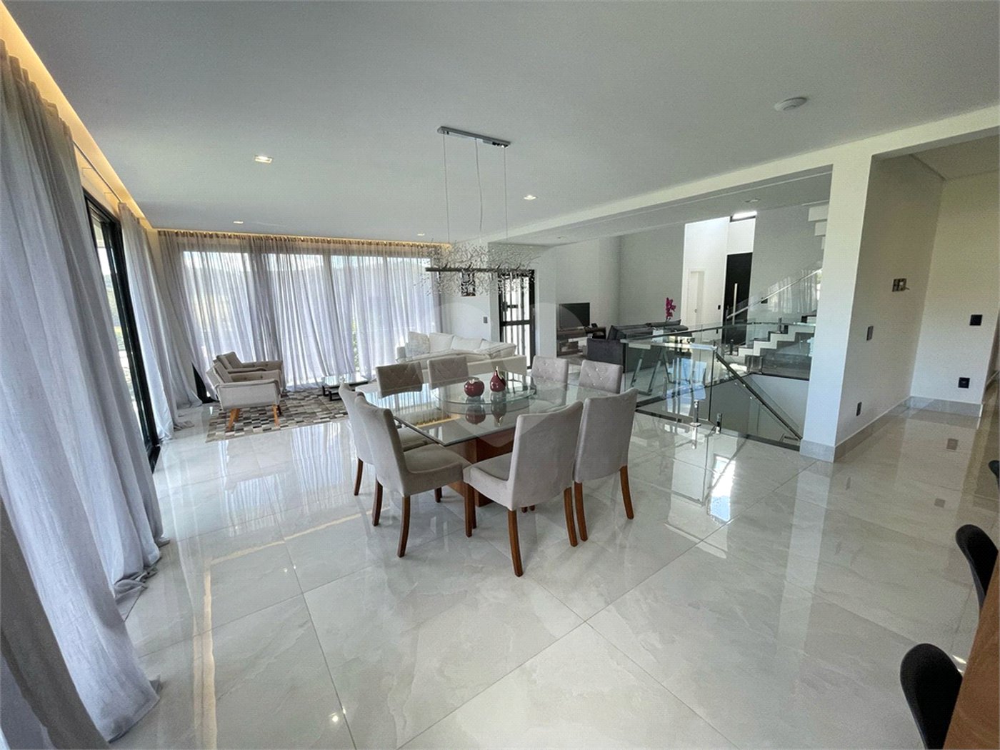 Casa à venda com 3 suítes em Condomínio Vale das Águas, Bragança Paulista, SP