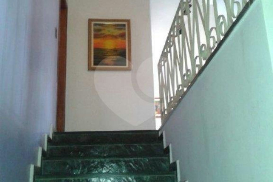 Sobrado à venda com 3 quartos, sendo 1 suíte, em Palmas do Tremembé, São Paulo, SP