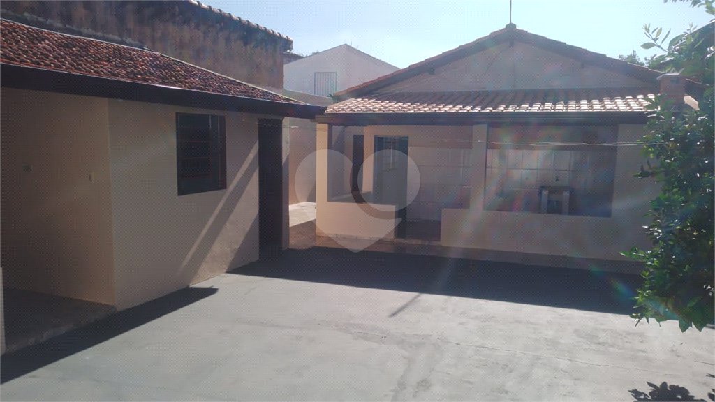 Casa à venda com 2 quartos, sendo 1 suíte,  em Vila Judite, Itapetininga, SP
