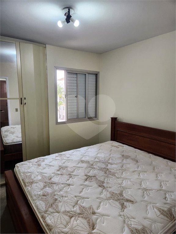 Apartamento à venda com 3 quartos, sendo 1 suíte,  em Jardim Simus, Sorocaba, SP