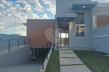 Casa à venda com 3 quartos, sendo 1 suíte,  no condomínio Gardenville, Itu - SP
