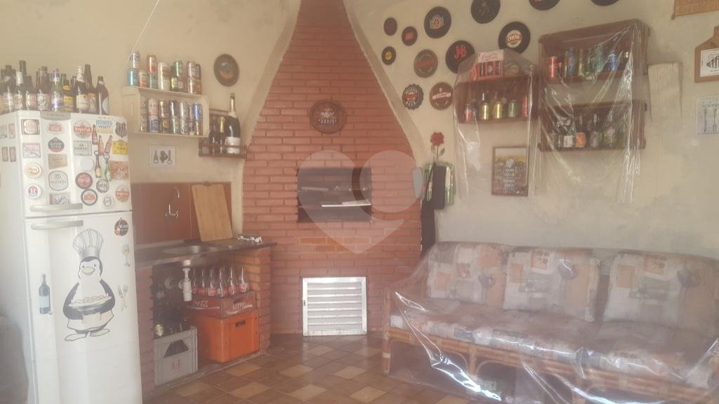 Casa à venda com 3 quartos, sendo 1 suíte, no condomínio Residencial Tremembé, São Paulo - SP