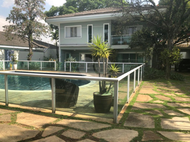 Sobrado à venda com 4 quartos, sendo 2 suítes,  em Palmas do Tremembé, São Paulo, SP
