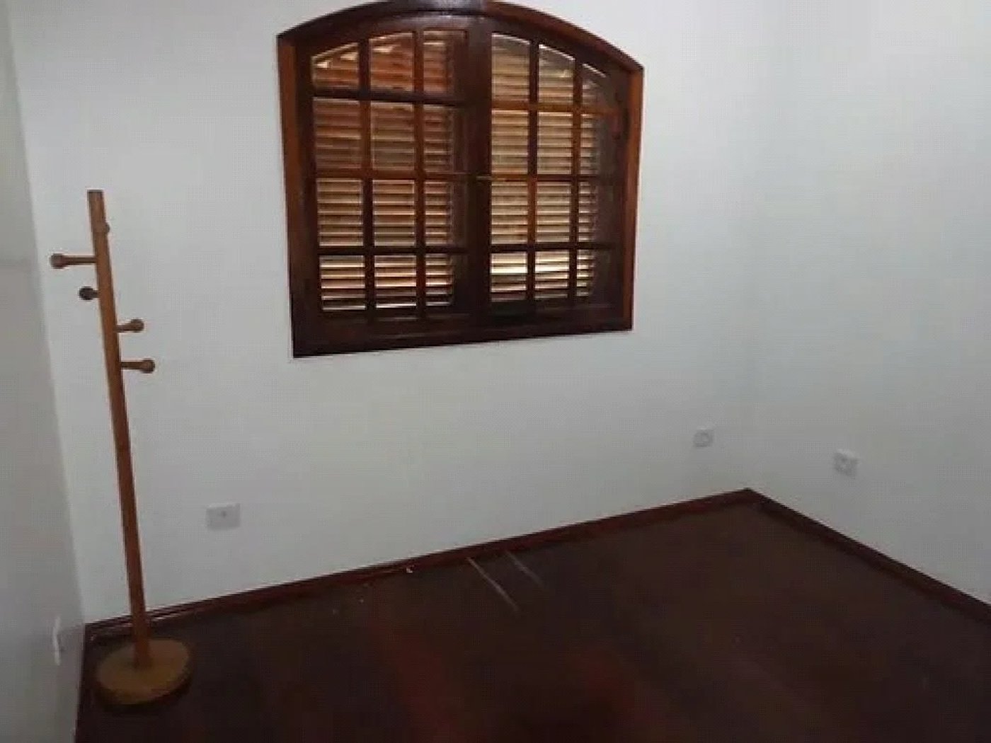 Casa à venda com 3 quartos, sendo 1 suíte,  em Vila Campesina, Osasco, SP