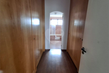 Apartamento para alugar com 3 quartos, sendo 1 suíte, em Chácara Santo Antônio, São Paulo, SP