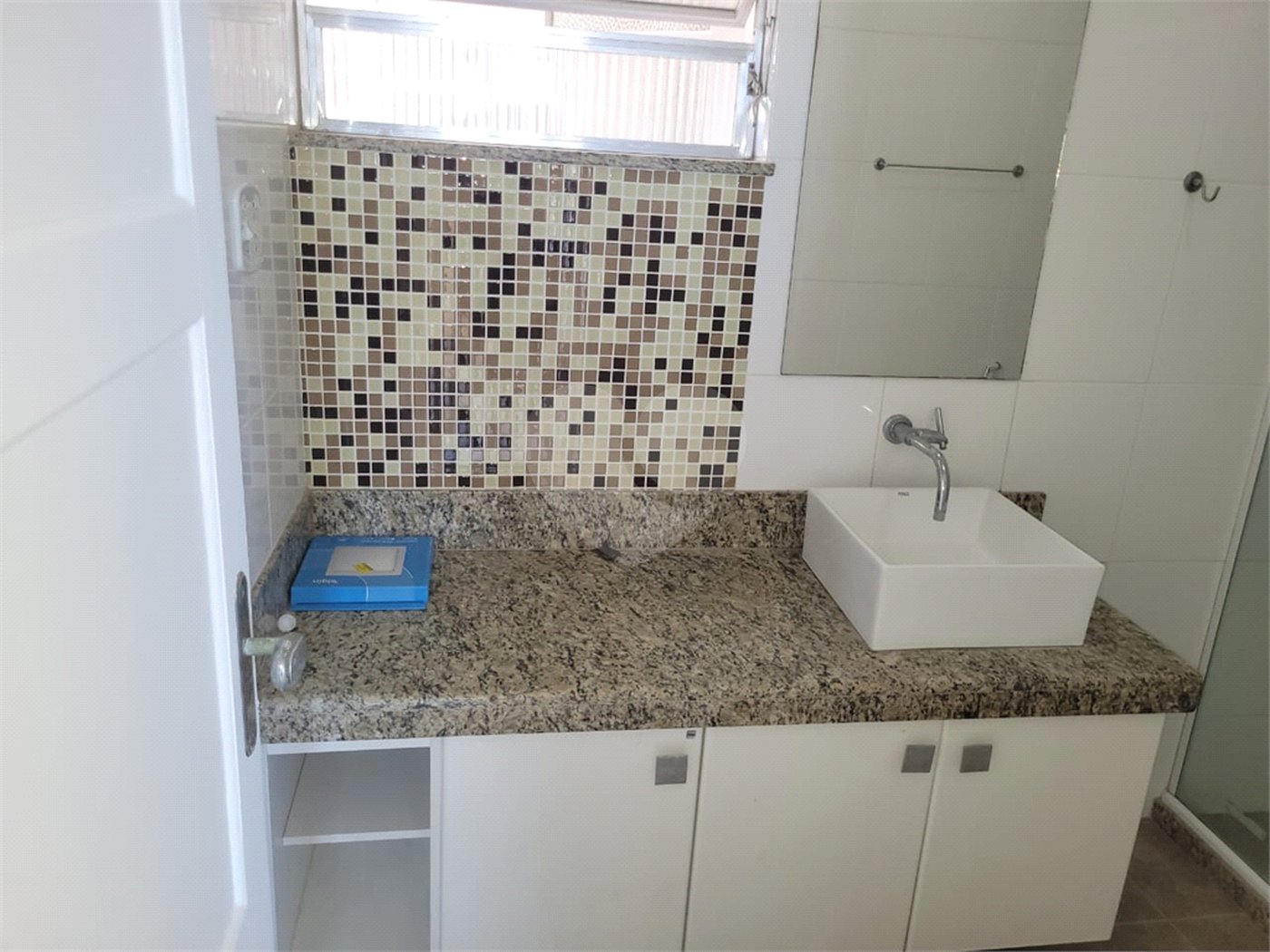 Apartamento à venda com 2 quartos no Centro, Cabo Frio, RJ