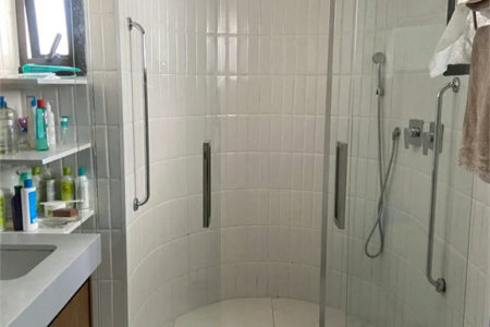 Apartamento à venda com 4 quartos, sendo 2 suítes,  em Vila Andrade, São Paulo, SP