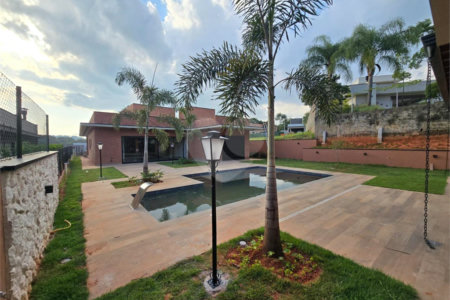 Casa à venda com 4 suítes no condomínio Terras de Santa Teresa II, Itupeva - SP