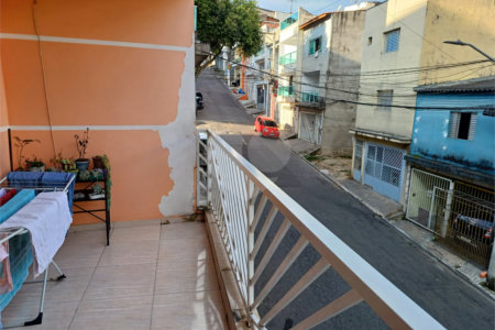Sobrado à venda com 4 quartos, sendo 1 suíte, em Jardim Recanto Verde, São Paulo, SP