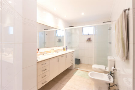 Apartamento à venda com 4 quartos, sendo 2 suítes,  em Alto de Pinheiros, São Paulo, SP