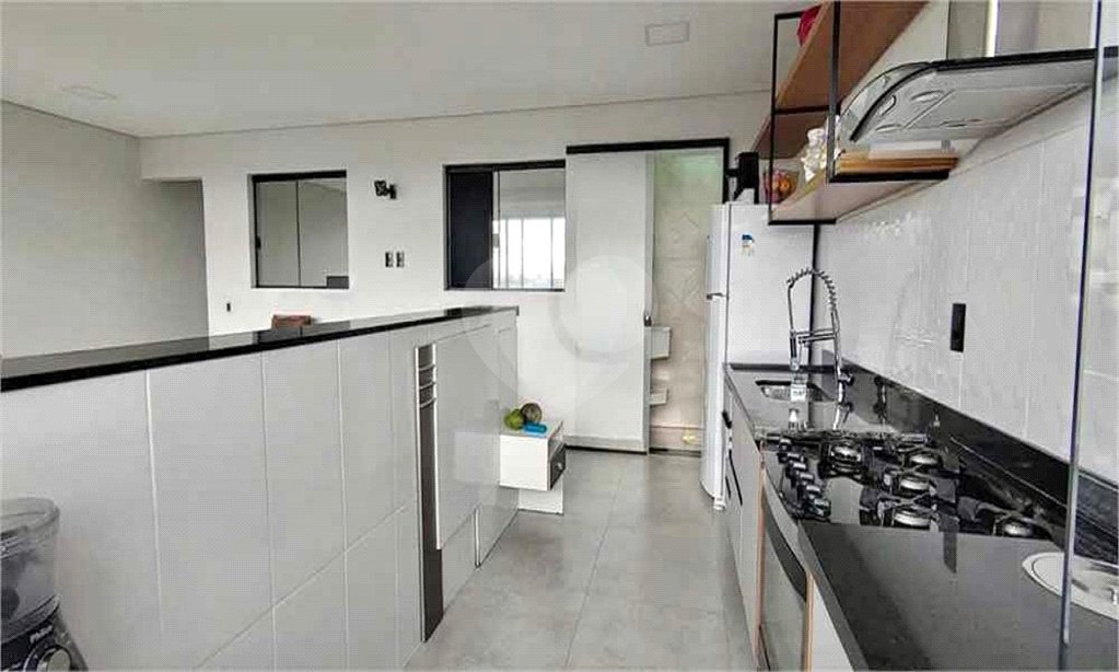 Casa à venda com 4 quartos, sendo 2 suítes, no condomínio Horto Florestal Villagio, Sorocaba - SP