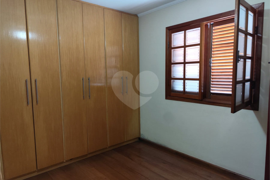 Sobrado à venda com 3 quartos, sendo 1 suíte,  em Horto Florestal, São Paulo, SP