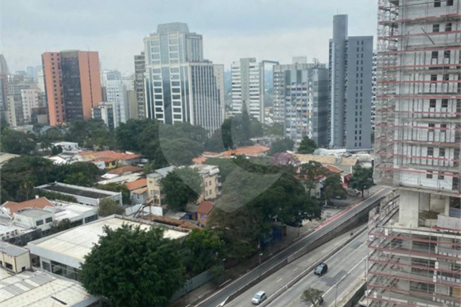 Apartamento para alugar com 2 quartos, sendo 1 suíte, em Jardim Europa, São Paulo, SP