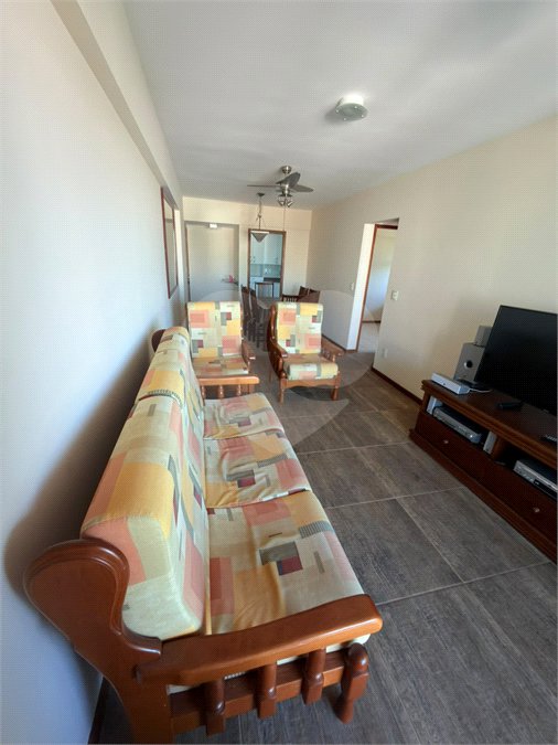Apartamento à venda com 2 quartos, sendo 1 suíte,  em Vila Nova, Cabo Frio, RJ