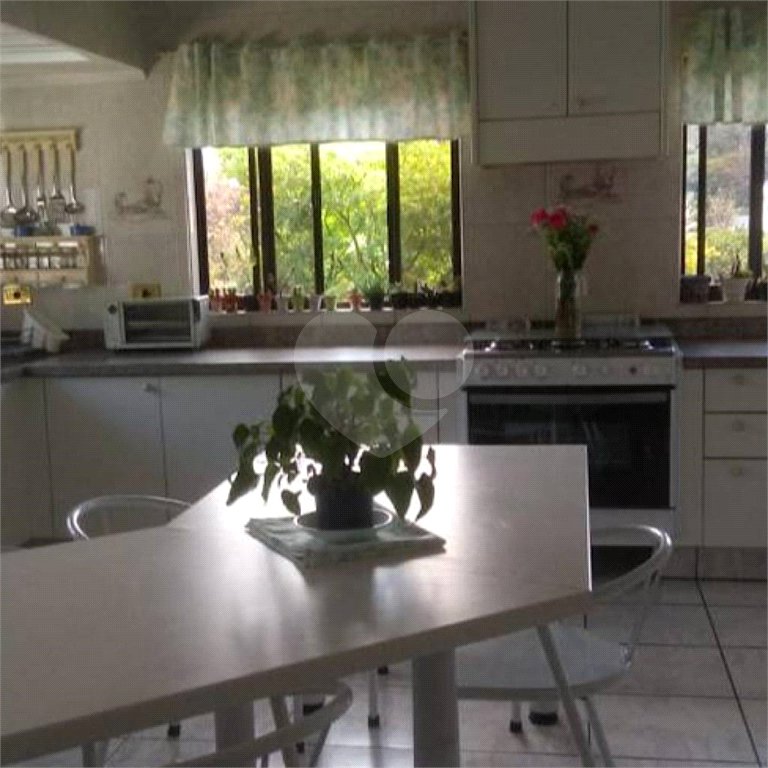 Casa Térrea à venda ou para alugar com 4 suítes em Jardim Floresta, São Paulo, SP