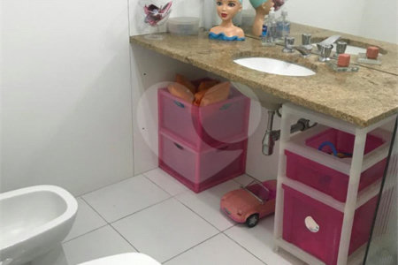 Apartamento à venda com 3 suítes em Conjunto Residencial Morumbi, São Paulo, SP