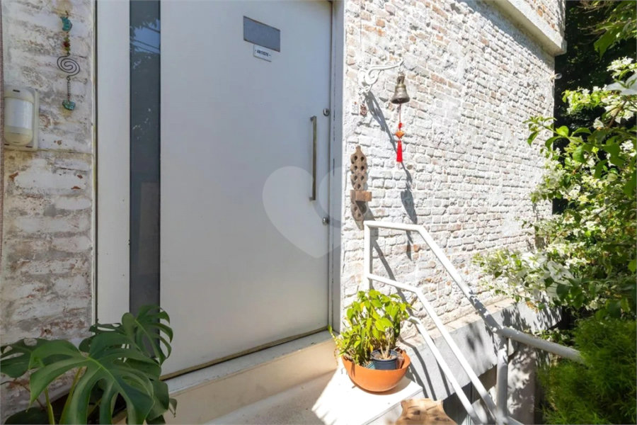 Casa à venda com 3 quartos, sendo 1 suíte, em Perdizes, São Paulo, SP