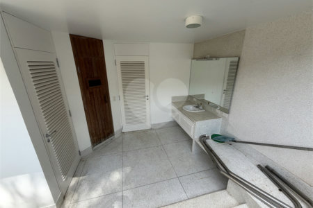 Casa à venda com 4 suítes em Residencial Tamboré, Barueri, SP