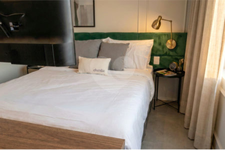 Apartamento à venda com 1 quarto em Santo Amaro, São Paulo, SP