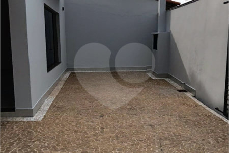 Sobrado para alugar com 2 quartos, sendo 1 suíte, no Centro, São Roque, SP