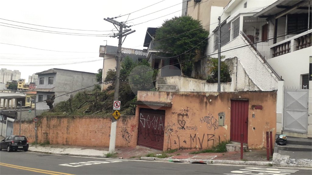 Sobrado à venda com 3 quartos, sendo 1 suíte,  em Horto Florestal, São Paulo, SP