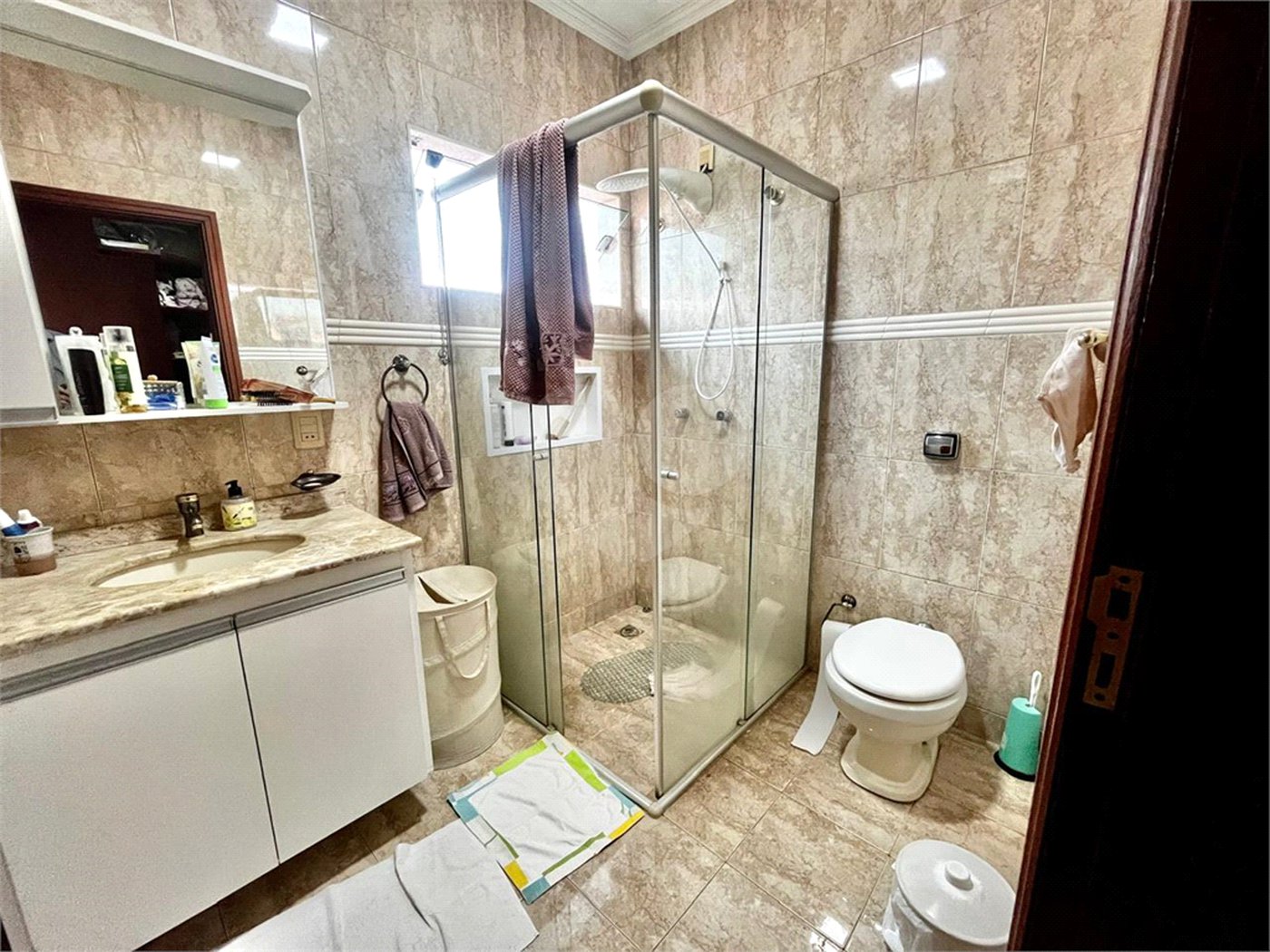 Casa à venda com 4 suítes em Vila Mazarino, Itapetininga, SP