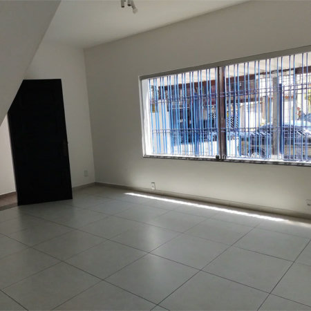 Casa à venda com 3 quartos, sendo 1 suíte, em Vila Cordeiro, São Paulo, SP