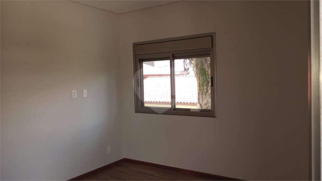 Casa à venda com 4 suítes no condomínio Estância Marambaia, Vinhedo - SP