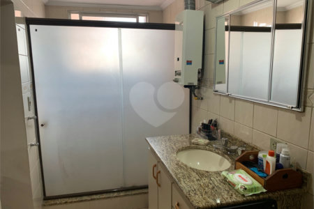 Casa à venda com 3 quartos, sendo 1 suíte, em Brooklin Velho, São Paulo, SP