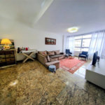 Apartamento Residencial à venda, Gonzaga, Santos - AP1722.