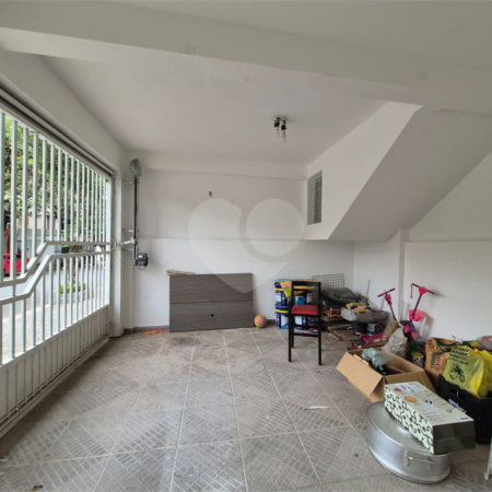 Casa à venda com 4 quartos, sendo 1 suíte, no condomínio Residencial Alto da Lapa II, São Paulo - SP