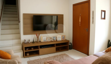 Casa à venda com 3 quartos, sendo 2 suítes,  em Vila Yara, Osasco, SP