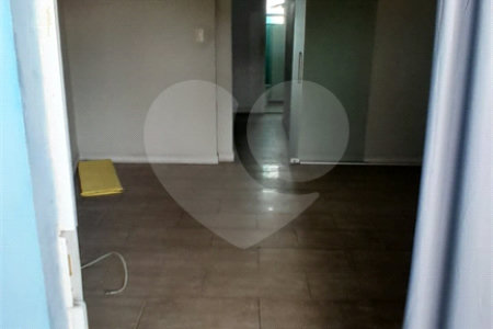 Casa à venda com 3 quartos, sendo 1 suíte, em Inhoaíba, Rio de Janeiro, RJ